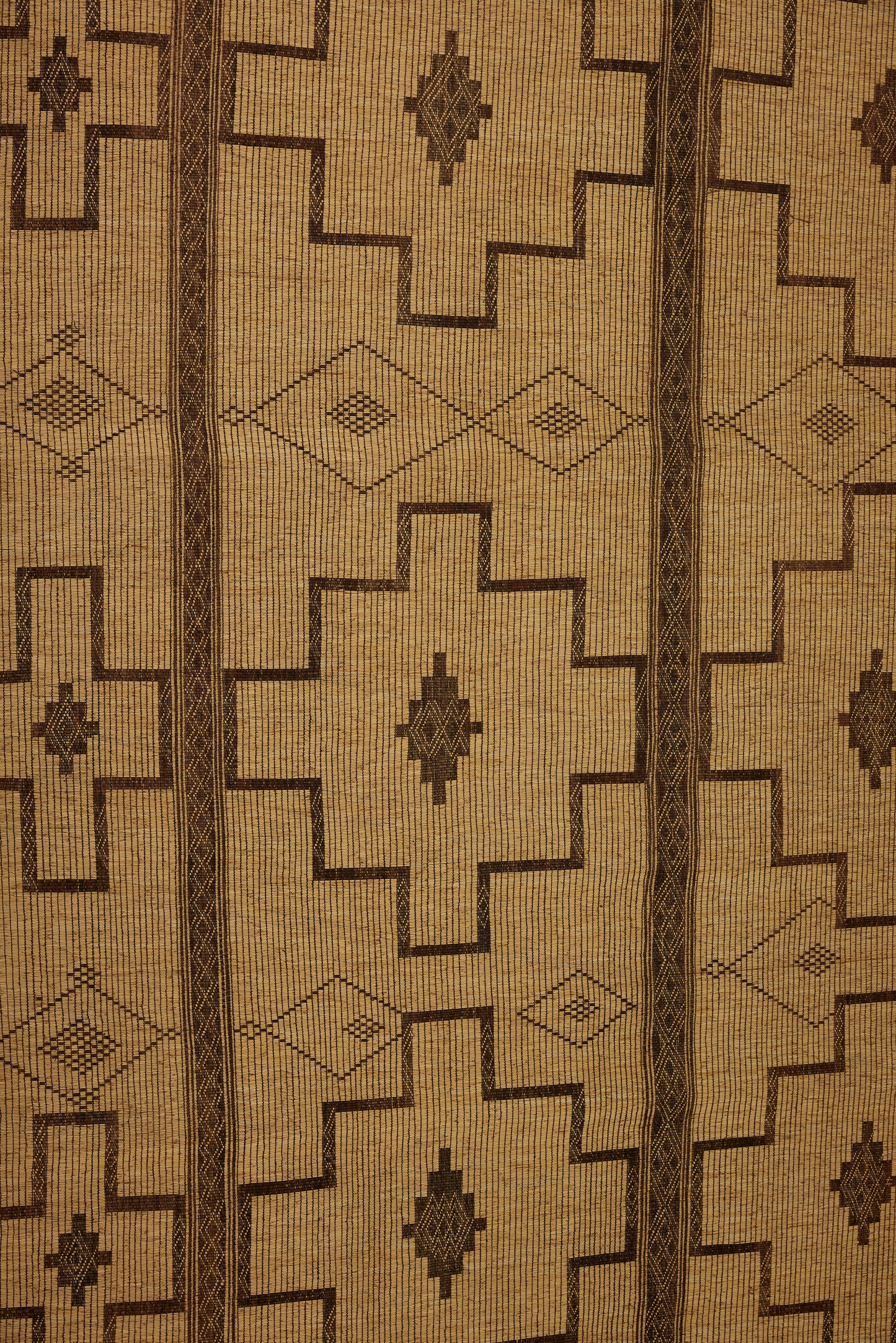 Large Light Colored Tuareg with a Large Central Stepped Diamond Pattern (9' 5" x 16' 8")