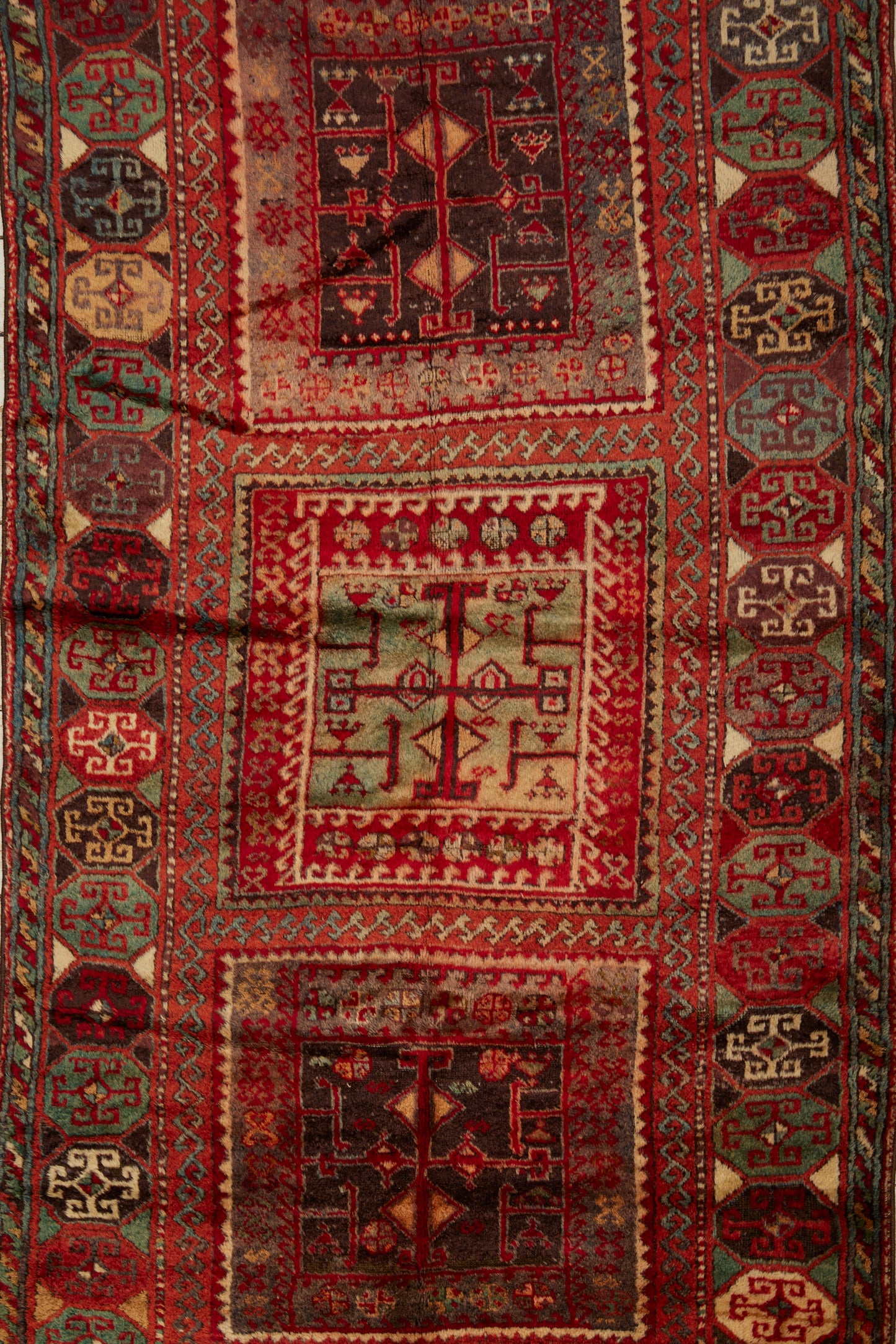 Silky Persian Carpet (4' 2" x 7' 6")