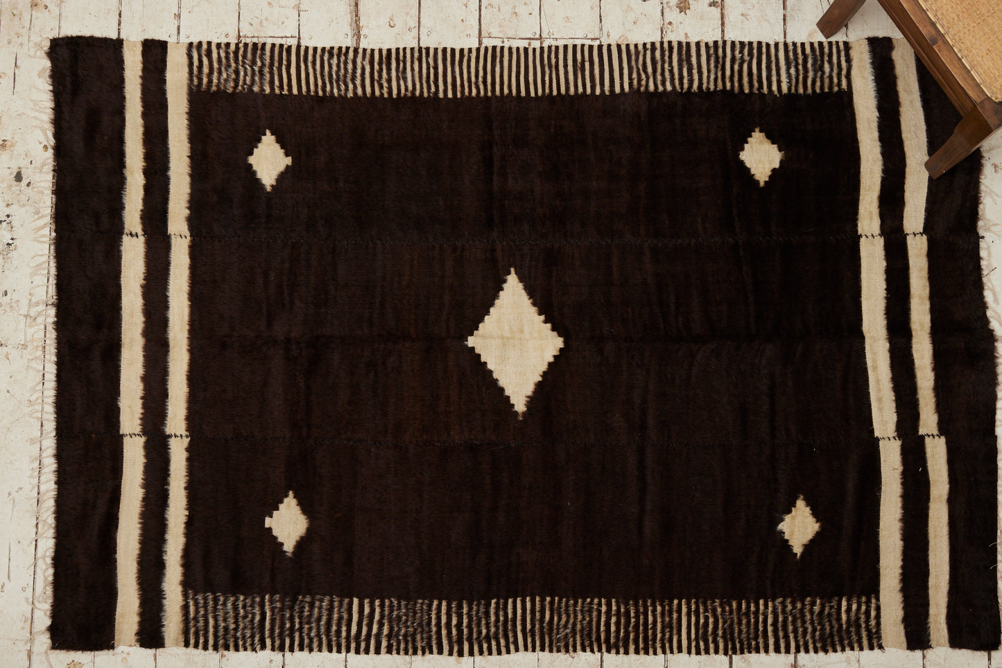 Sert Carpet (4' 5" x 6' 8")