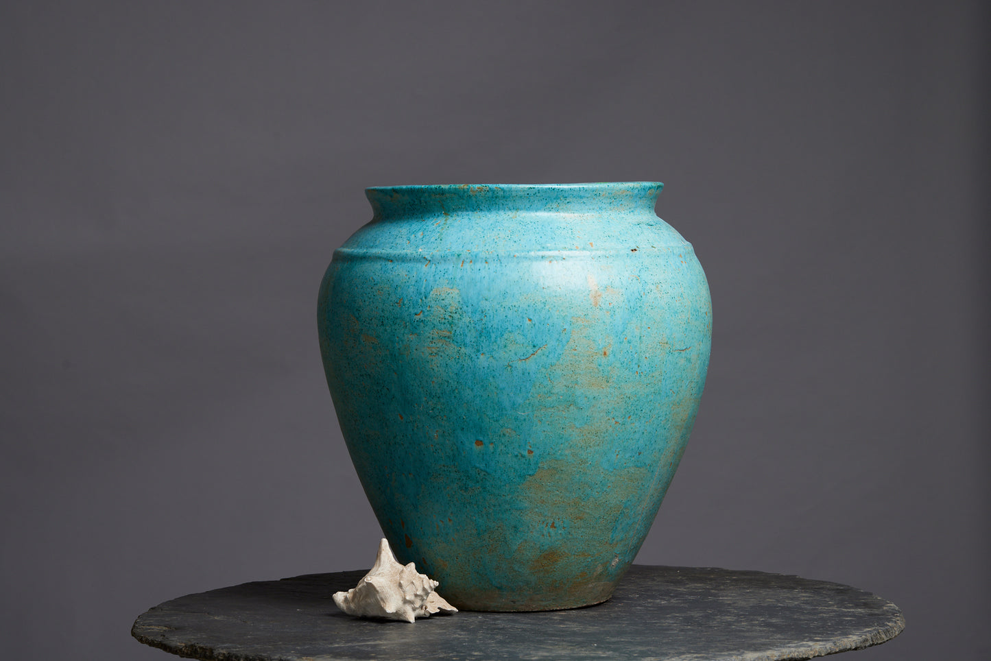 Very Big Blue and Green Glaze Borneo Pot with Banded Shoulder