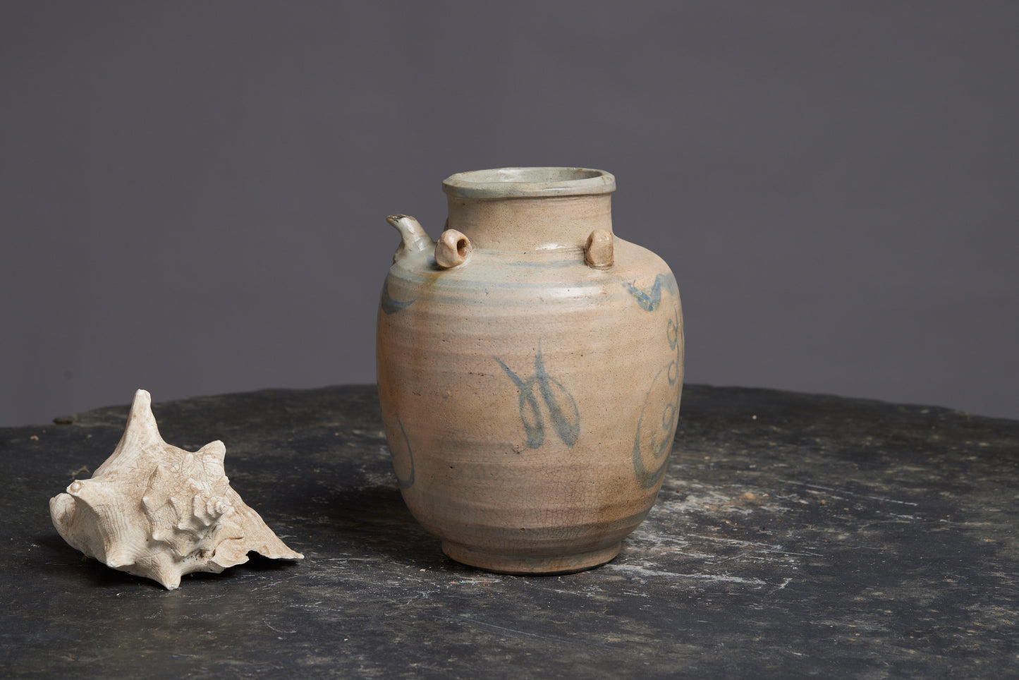 Ming Swatow Water Pot with a Blue Underglaze Decoration