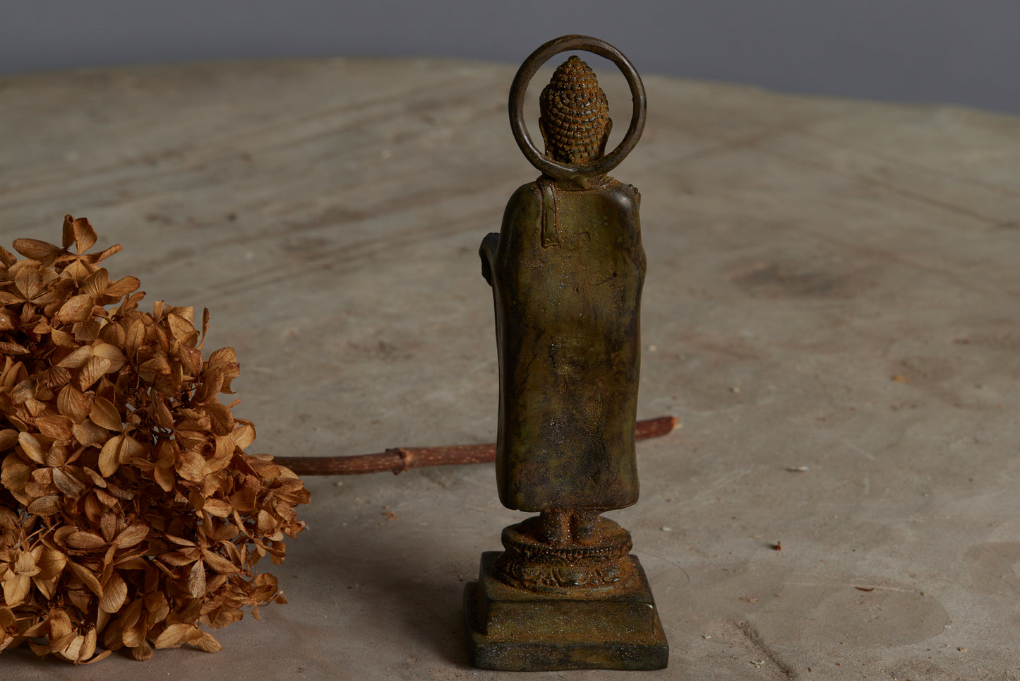 buddha-with-halo