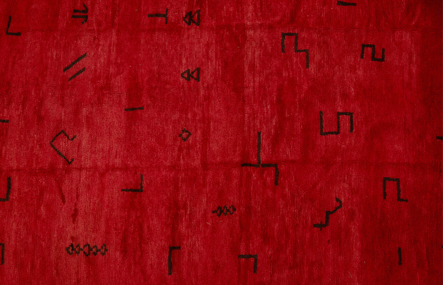 Medium Sized Red Chichaoua Carpet with Random Floating Geometrics ................... (6' 7'' x 9' 2'')