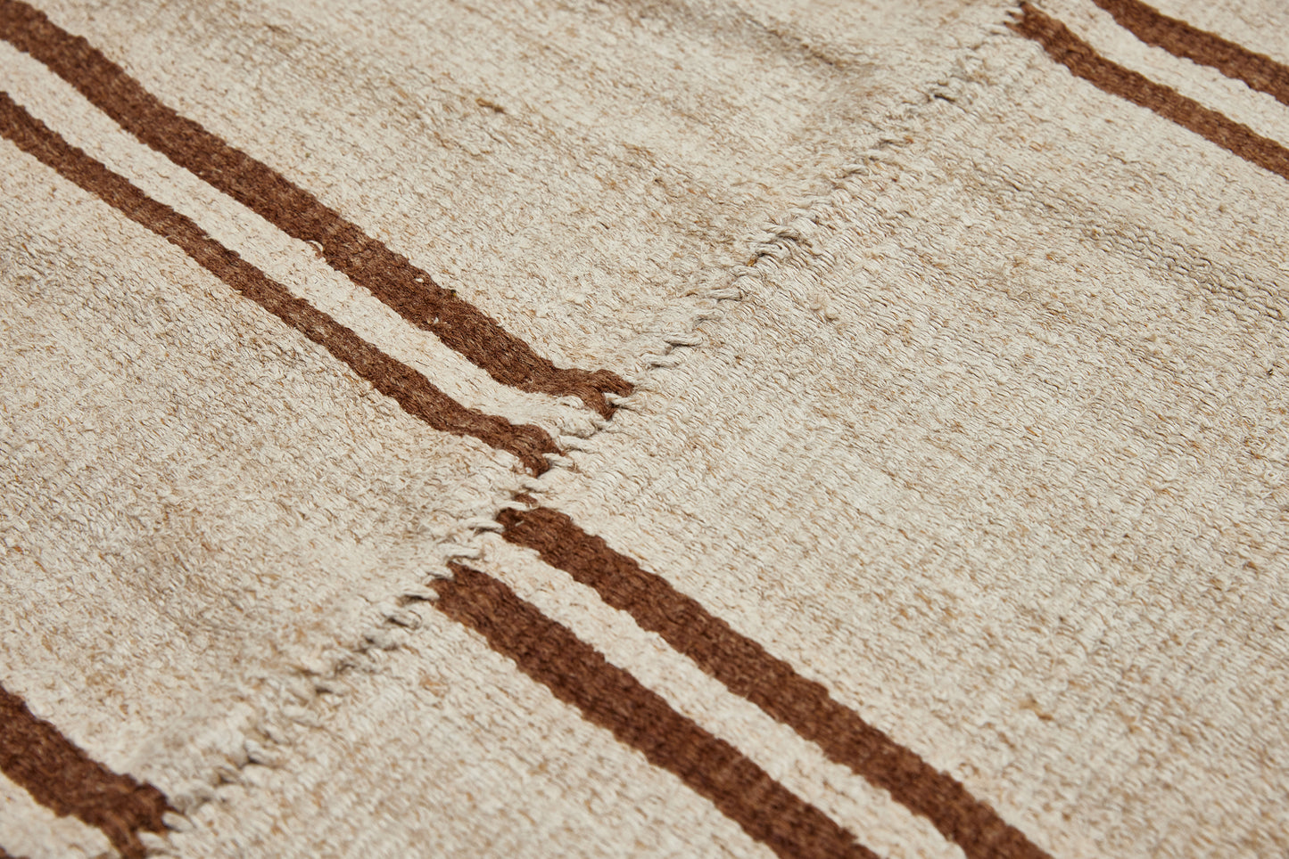 Wheat with Cinnamon Striped Hemp Carpet (6' 4" x 11' 9")