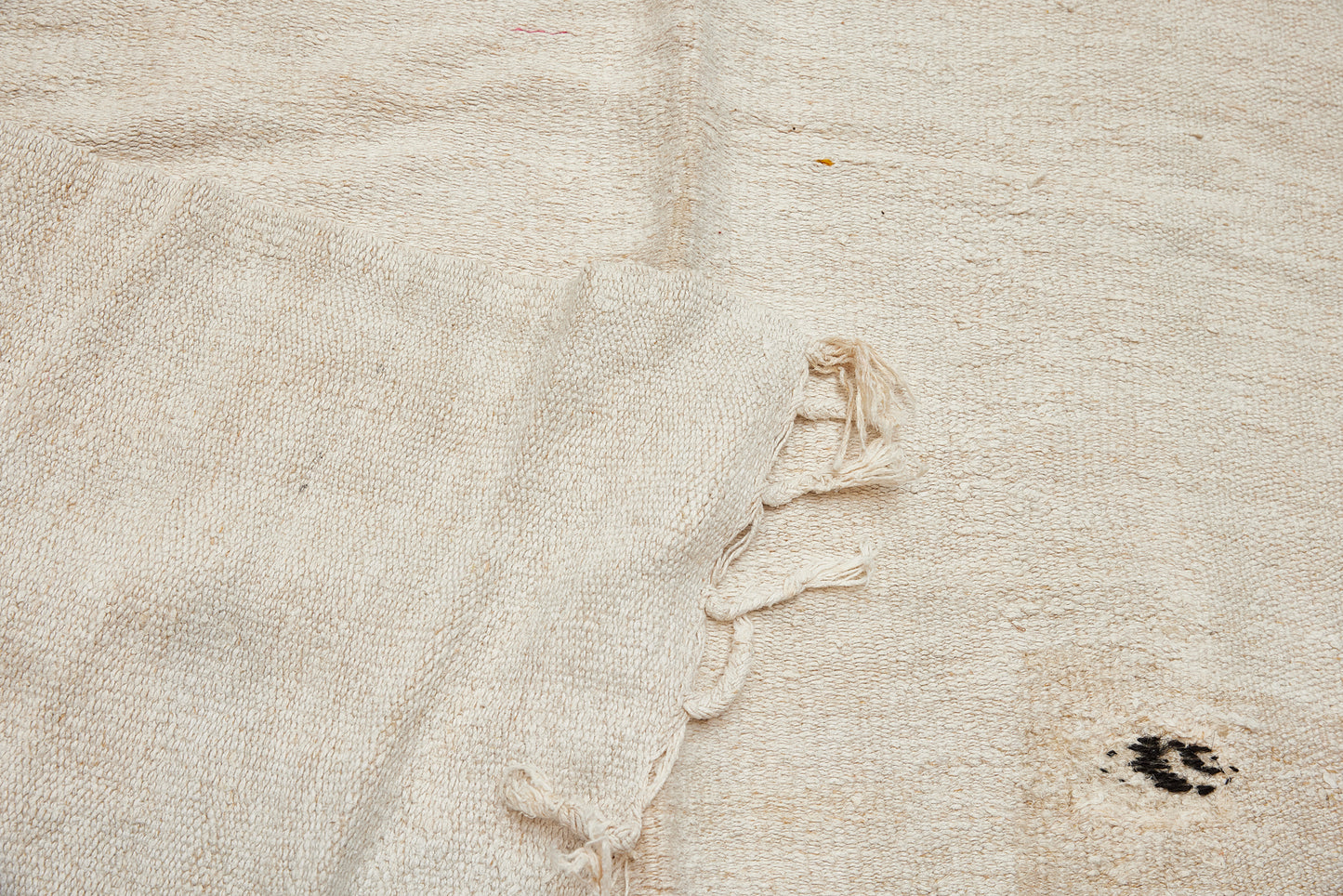Natural Hemp Carpet-Black & Colored Symbols (5'11''x11'1'')