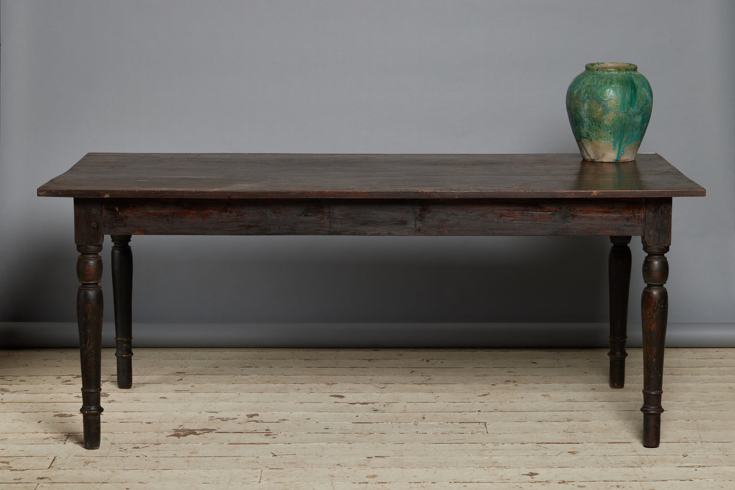Early 20th Century Dutch Colonial Teak Dining Table with Turned Legs from Sumatra