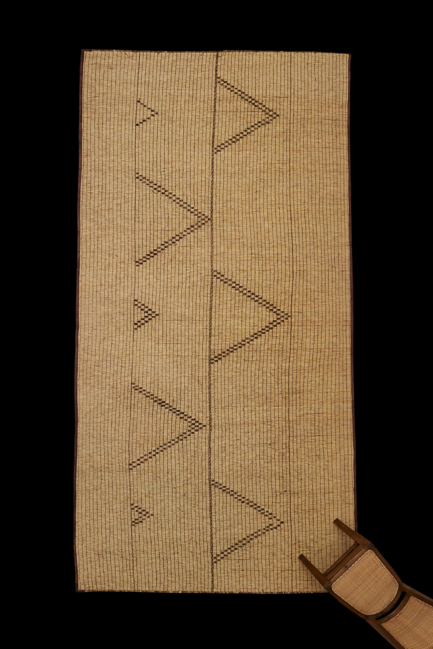 Medium Sized Light Colored Tuareg with a Flying V Pattern (7' x 14' 7")