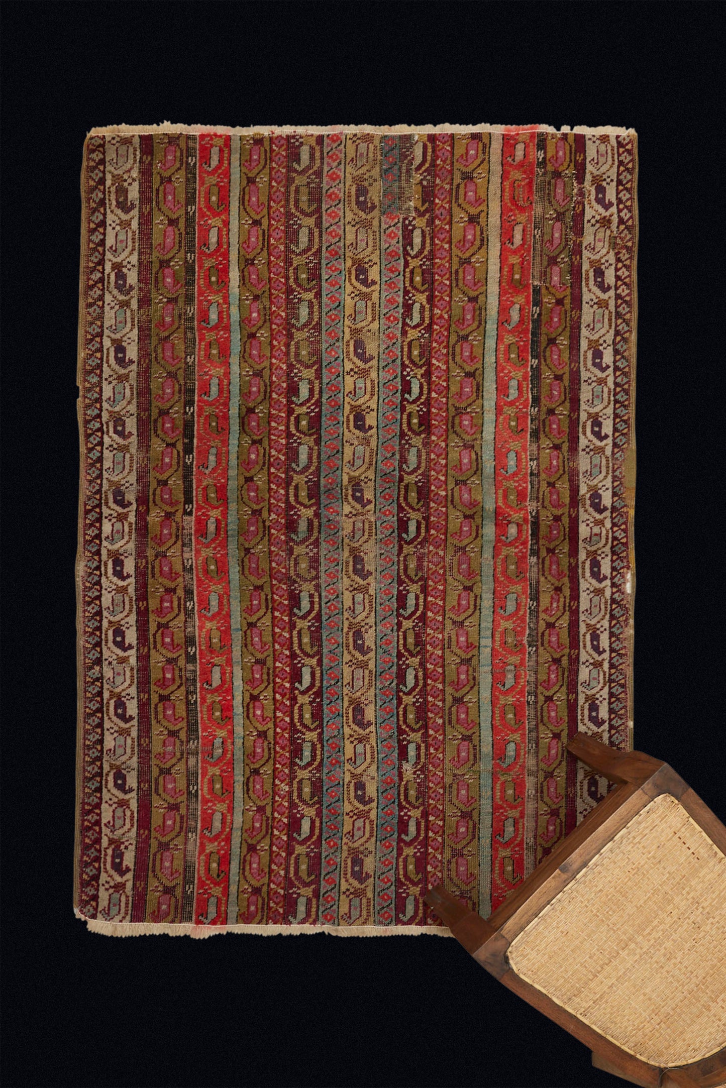 Gordes Carpet circa 1800 (3' 4" x 4' 10")