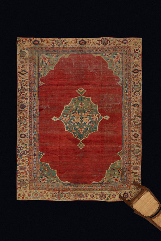 Red Field with a Central Medallion Mahal Carpet (7' 10" x 11')