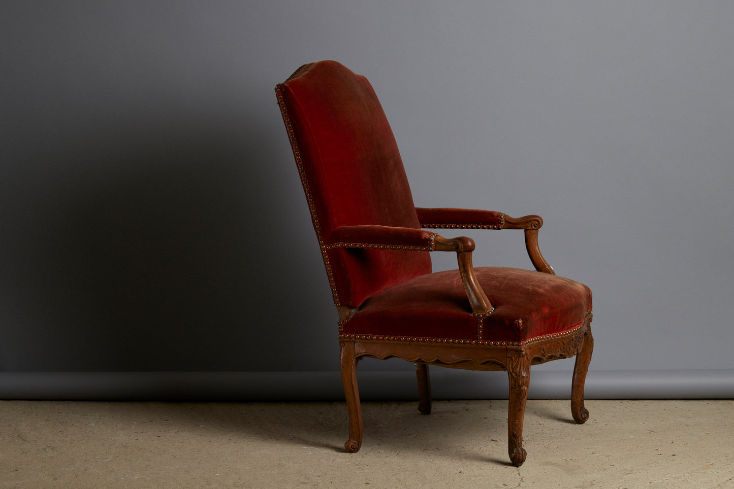 Early 18th Century French Régence Armchair Covered in Old Italian Silk Velvet ca 1720