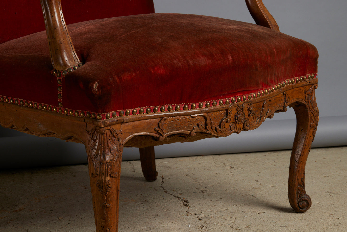 Early 18th Century French Régence Armchair Covered in Old Italian Silk Velvet ca 1720