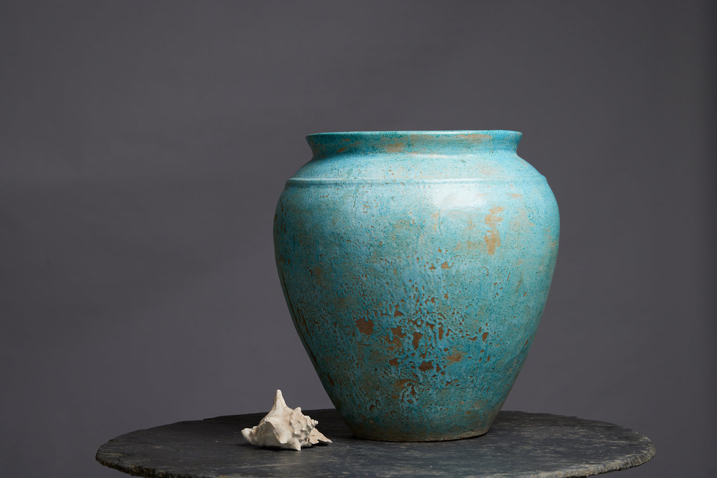 Very Big Blue and Green Glaze Borneo Pot with Banded Shoulder
