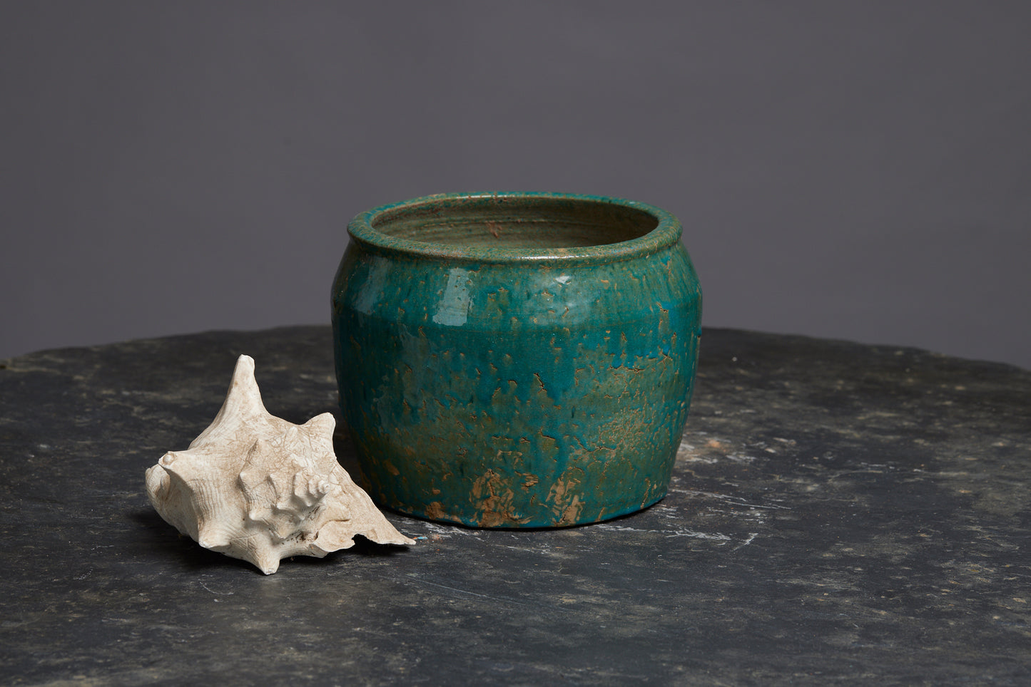Medium Green Glaze Borneo Pot