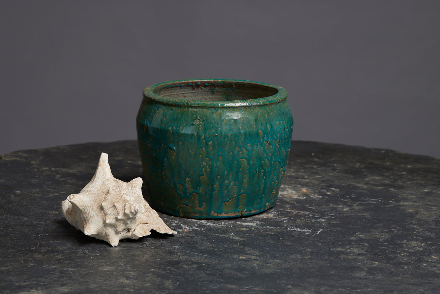 Medium Green Glaze Borneo Pot