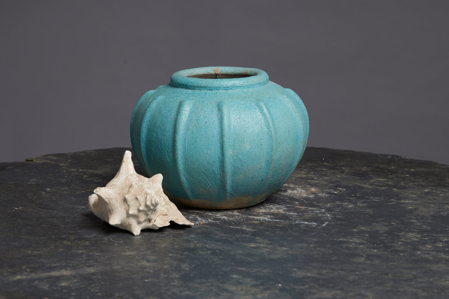 Squat Pumpkin Shaped Green Glaze Pot with Ribs