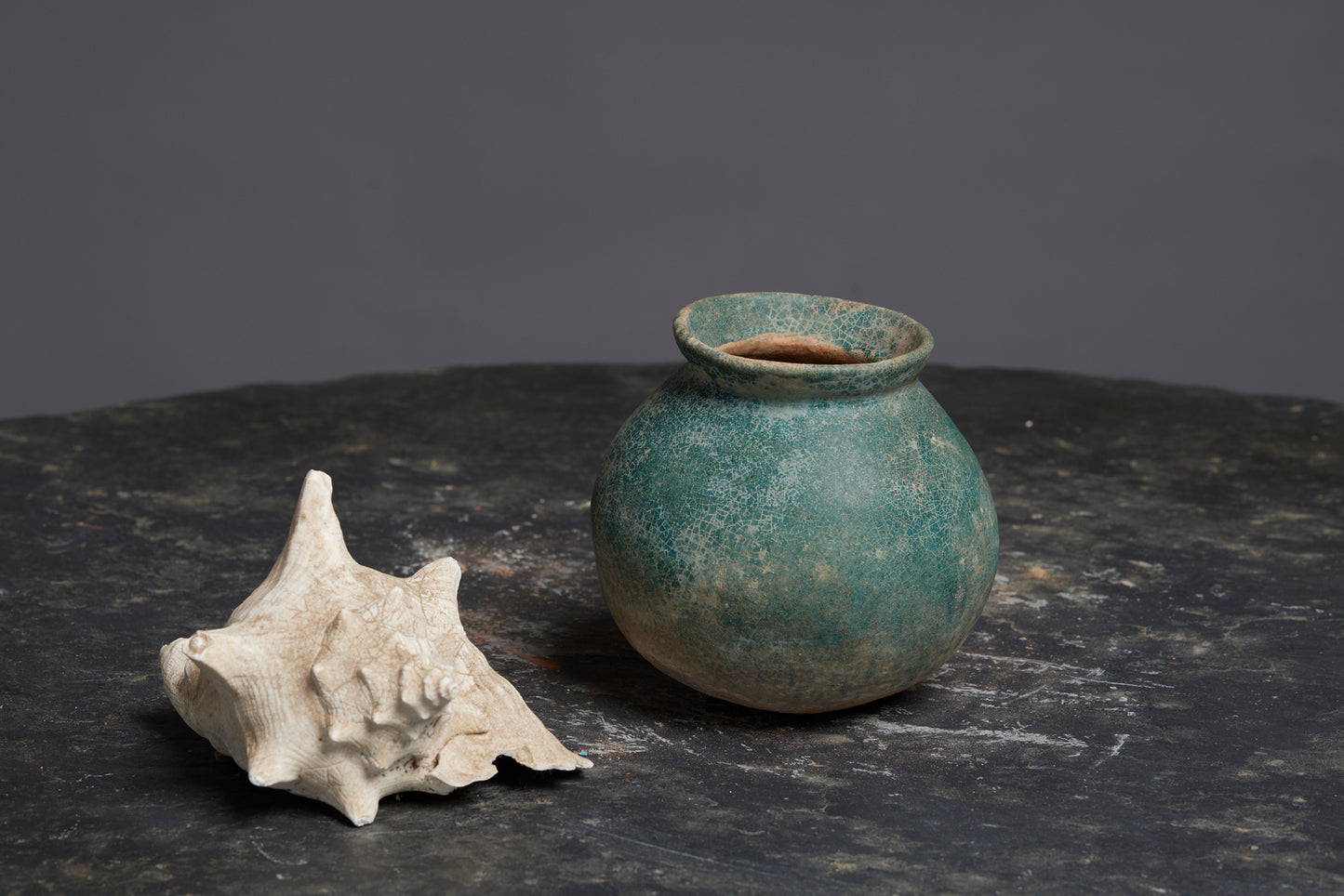 Small Pebble Shaped Pot