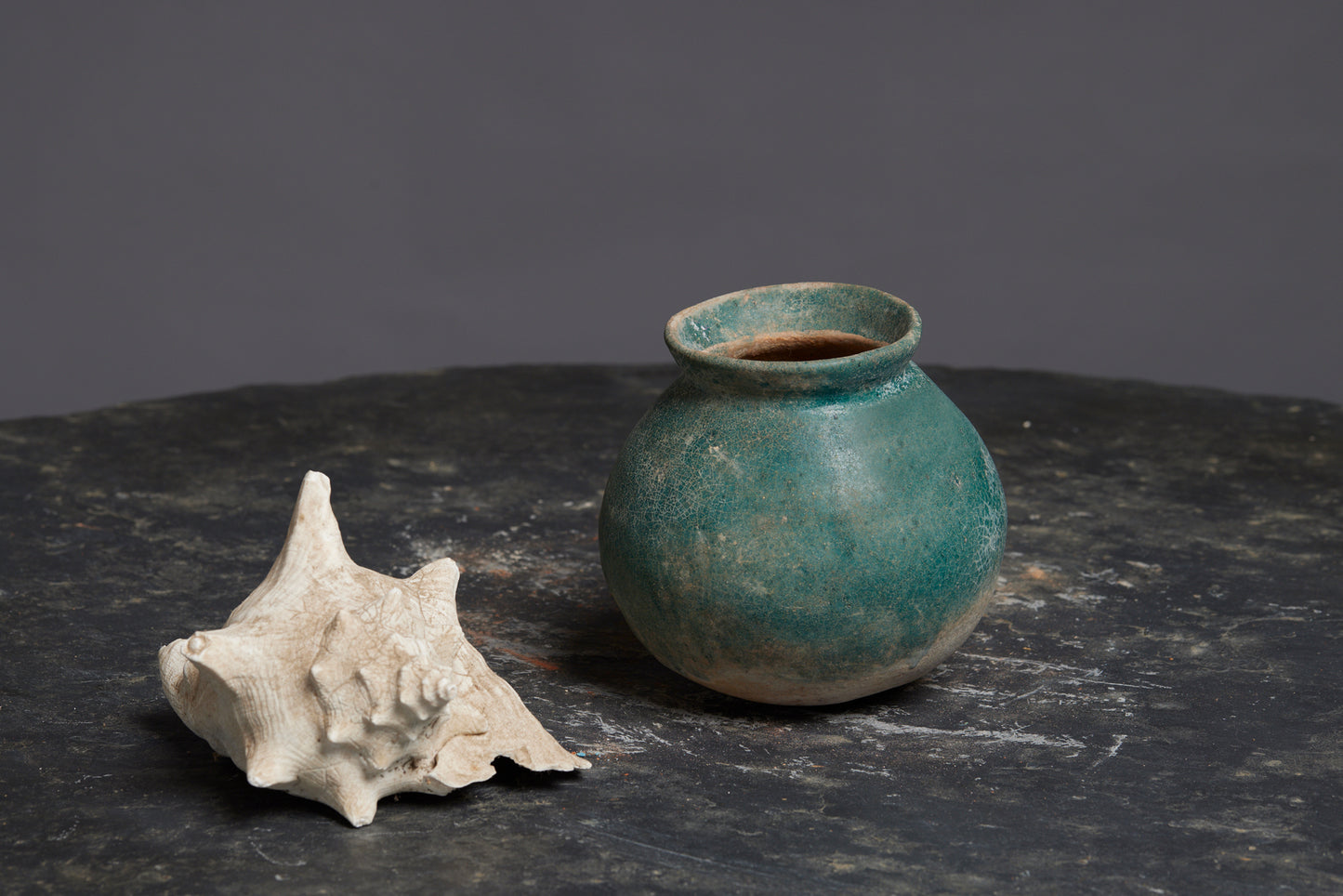 Small Pebble Shaped Pot