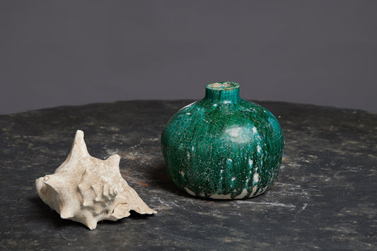 Squat Shaped Green Borneo Pot
