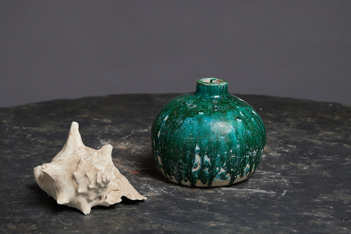 Squat Shaped Green Borneo Pot