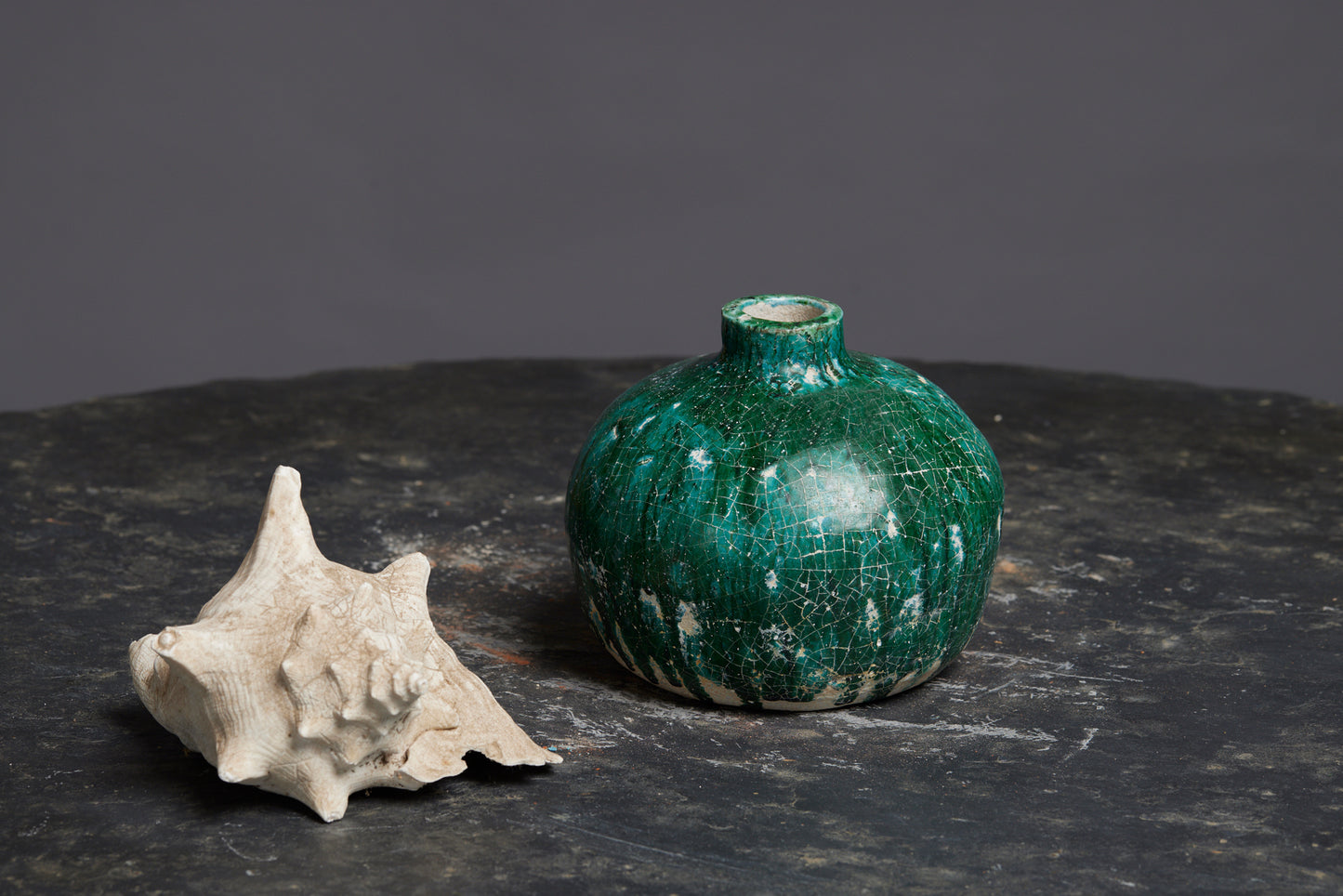 Squat Shaped Green Borneo Pot