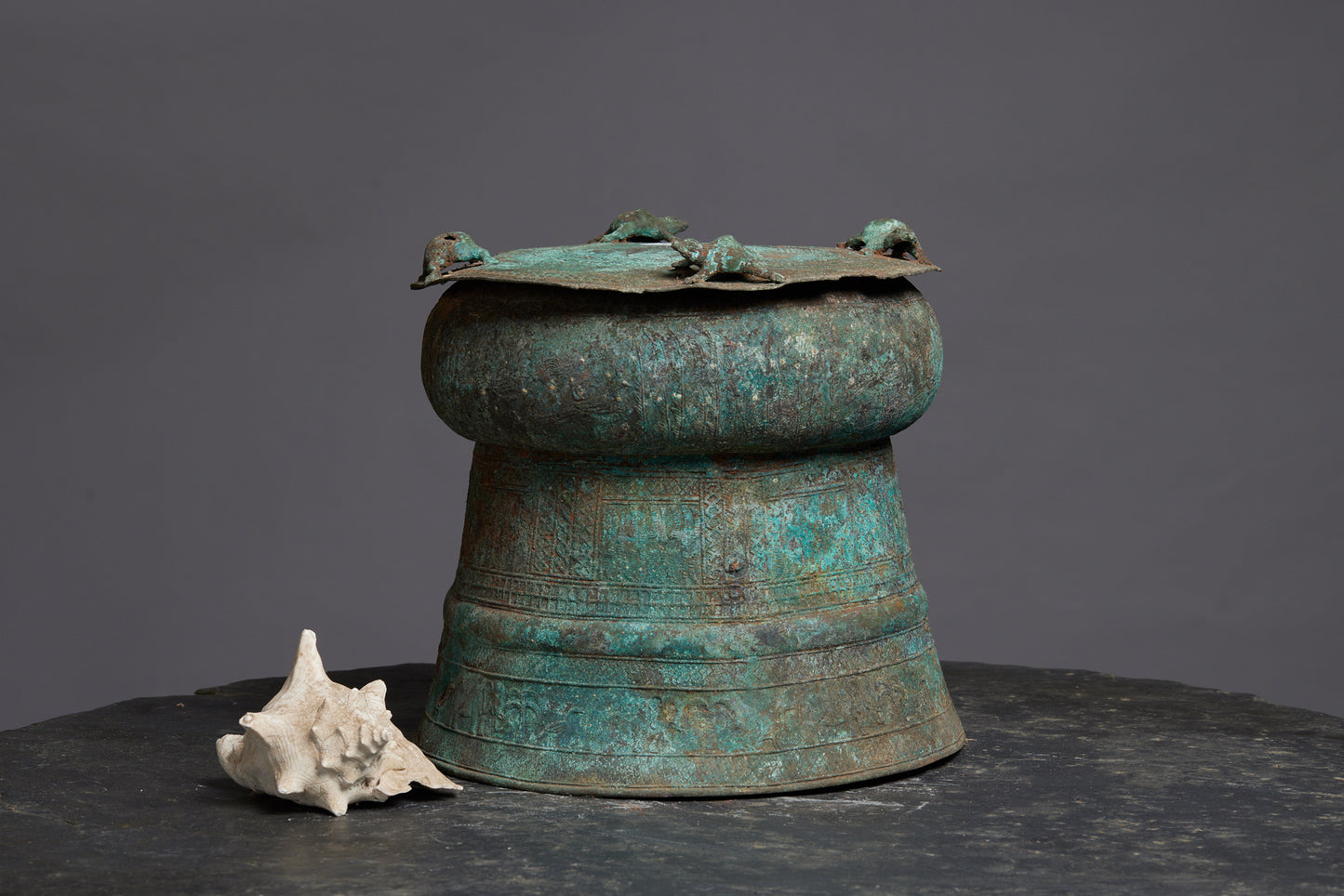 16th Cent. Bronze Drum Seat from the Majapahit Period in Java with Applied Frogs