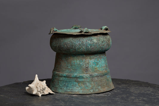 16th Cent. Bronze Drum Seat from the Majapahit Period in Java with Applied Frogs