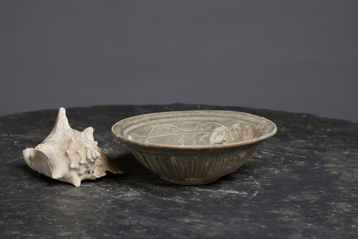 Large Celadon Shipwreck Bowl with Beautiful Incised Decorations and Shell Encrustations