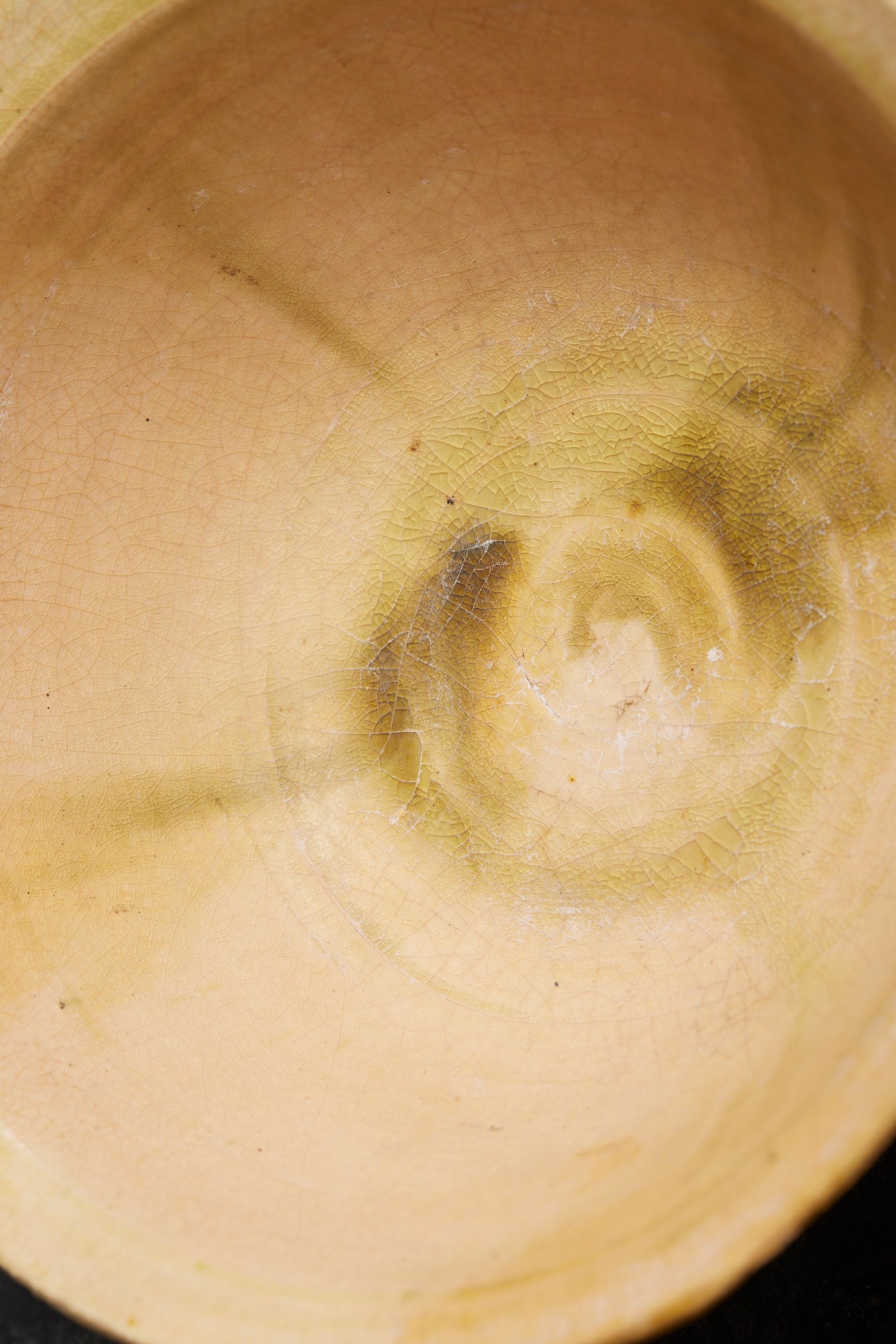 Large Yellow and Green Glaze Tang Dynasty Serving Bowl