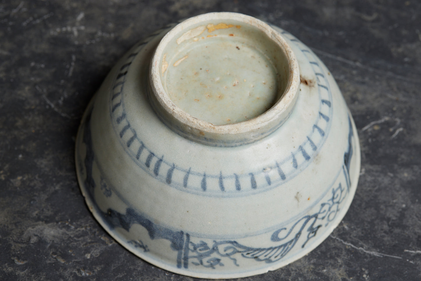 Ming Swatow Blue and White Bowl from the Spice Trade with Stylistic Border Dragon
