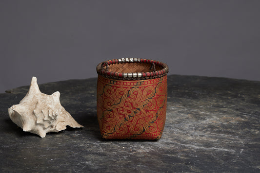 Small West Borneo Basket with a Classic Black and Red Decoration