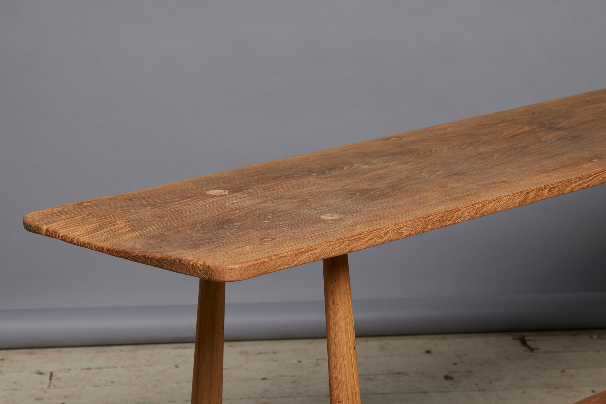 Teak Stretcher Base Console Table from Jakarta - Grain Detail 