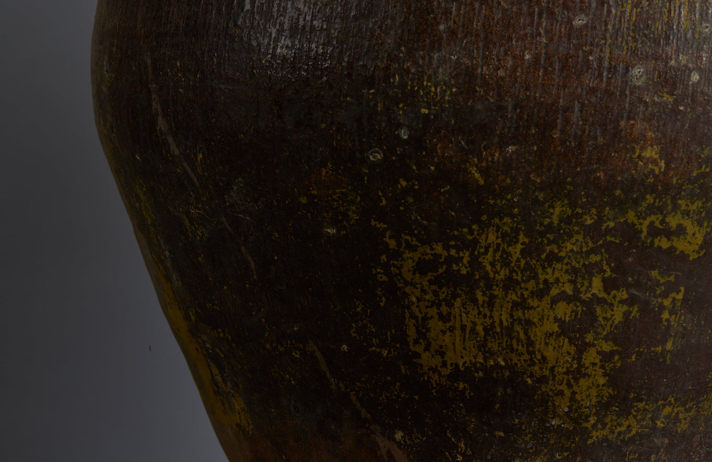 Early 19th Century Onion Glazed Stoneware Vietnamese Pot