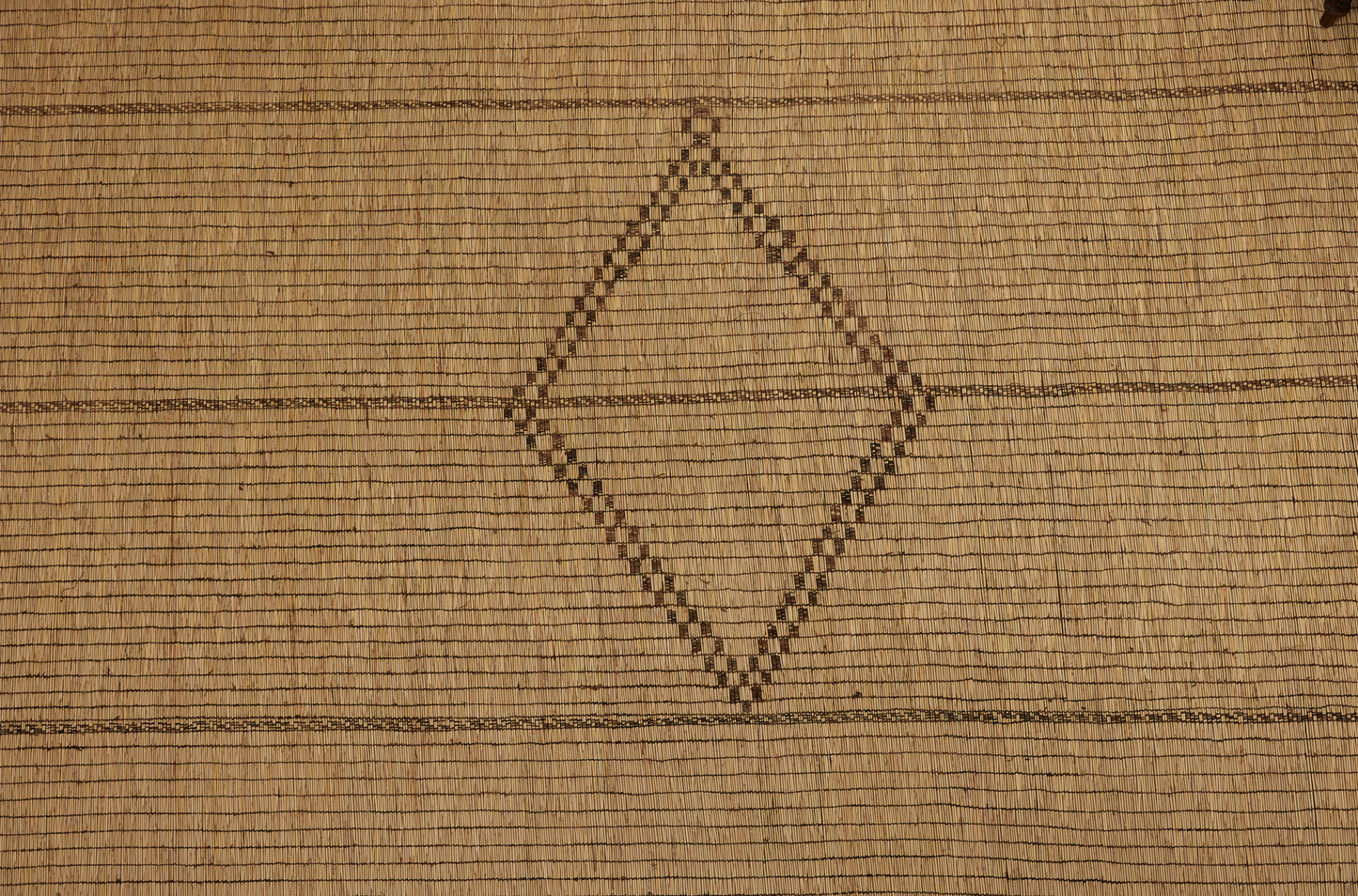 Light Colored Tuareg with a Central Diamond Flanked by a Pair of Half Brackets on an Open Field (6'9" x 13'5")