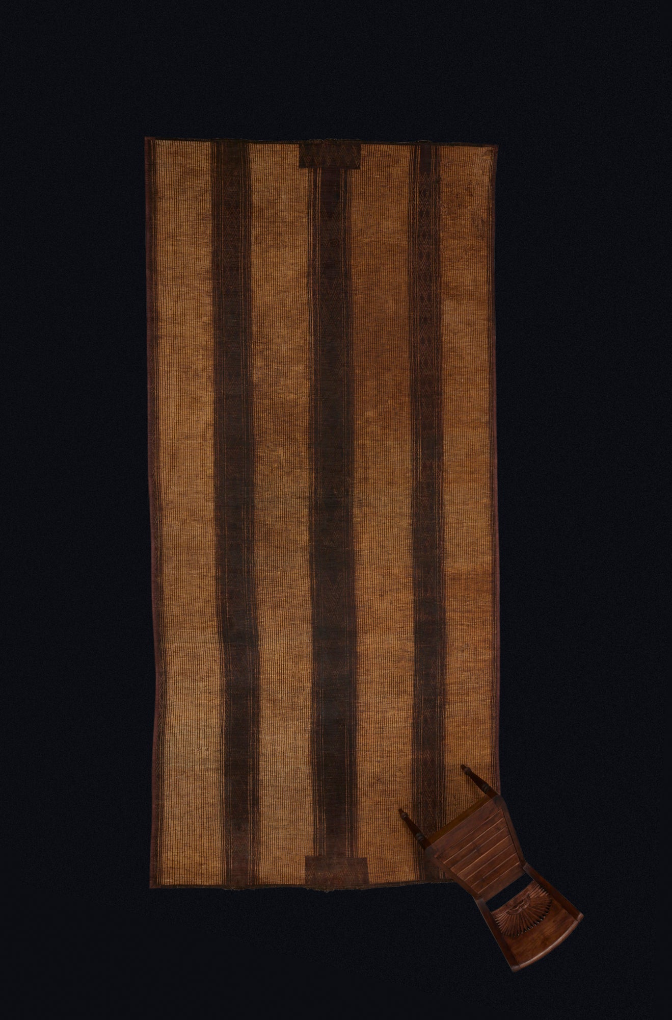 Large Early 3 Banded Tuareg Carpet with 3 Large Central Decorative Bands ........................(7'1" x 15'7")