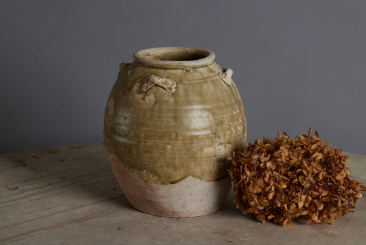 Spatterware Yue Wei Storage Jar from a Shipwreck off the Coast of Java