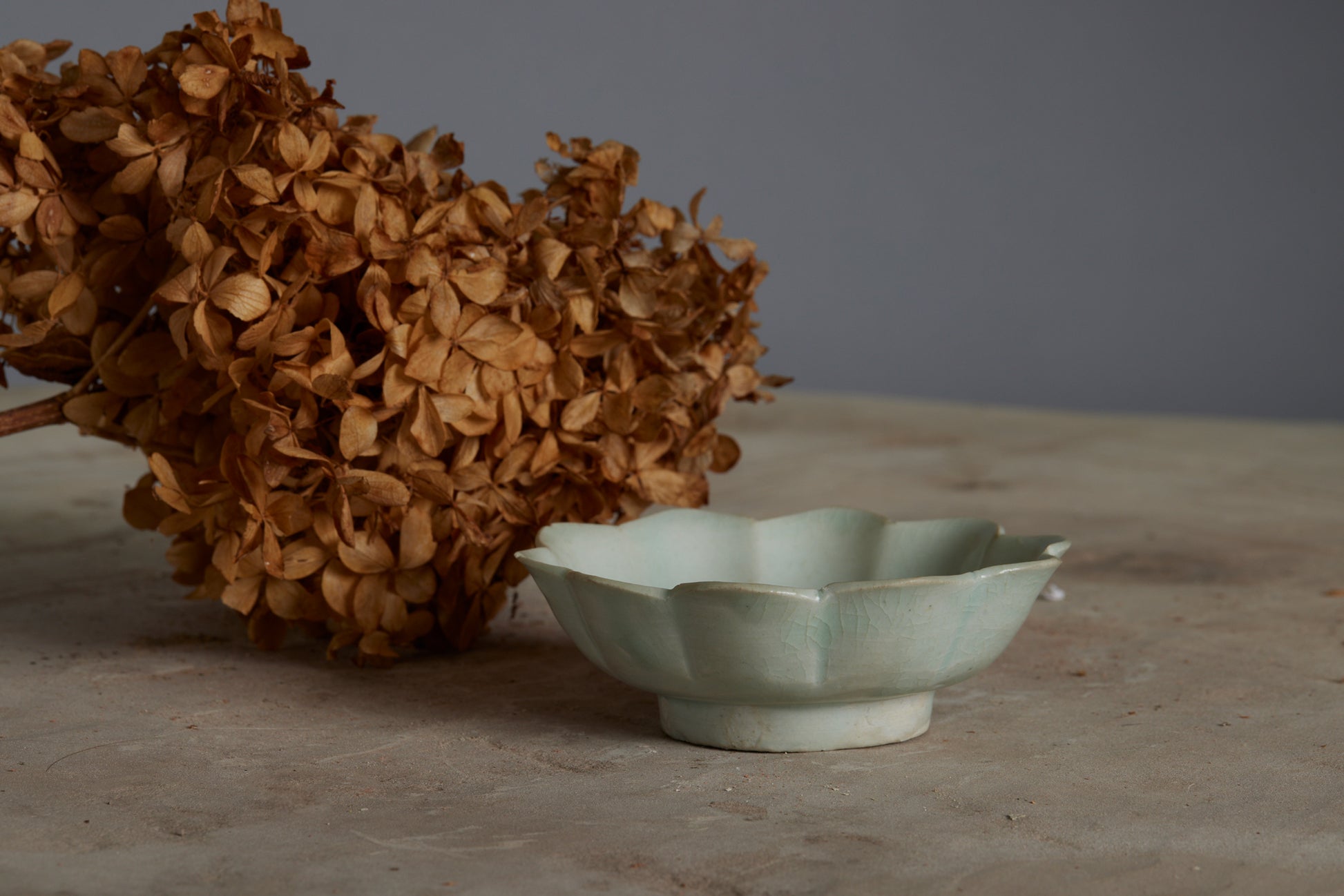 lotus-shaped-bowl
