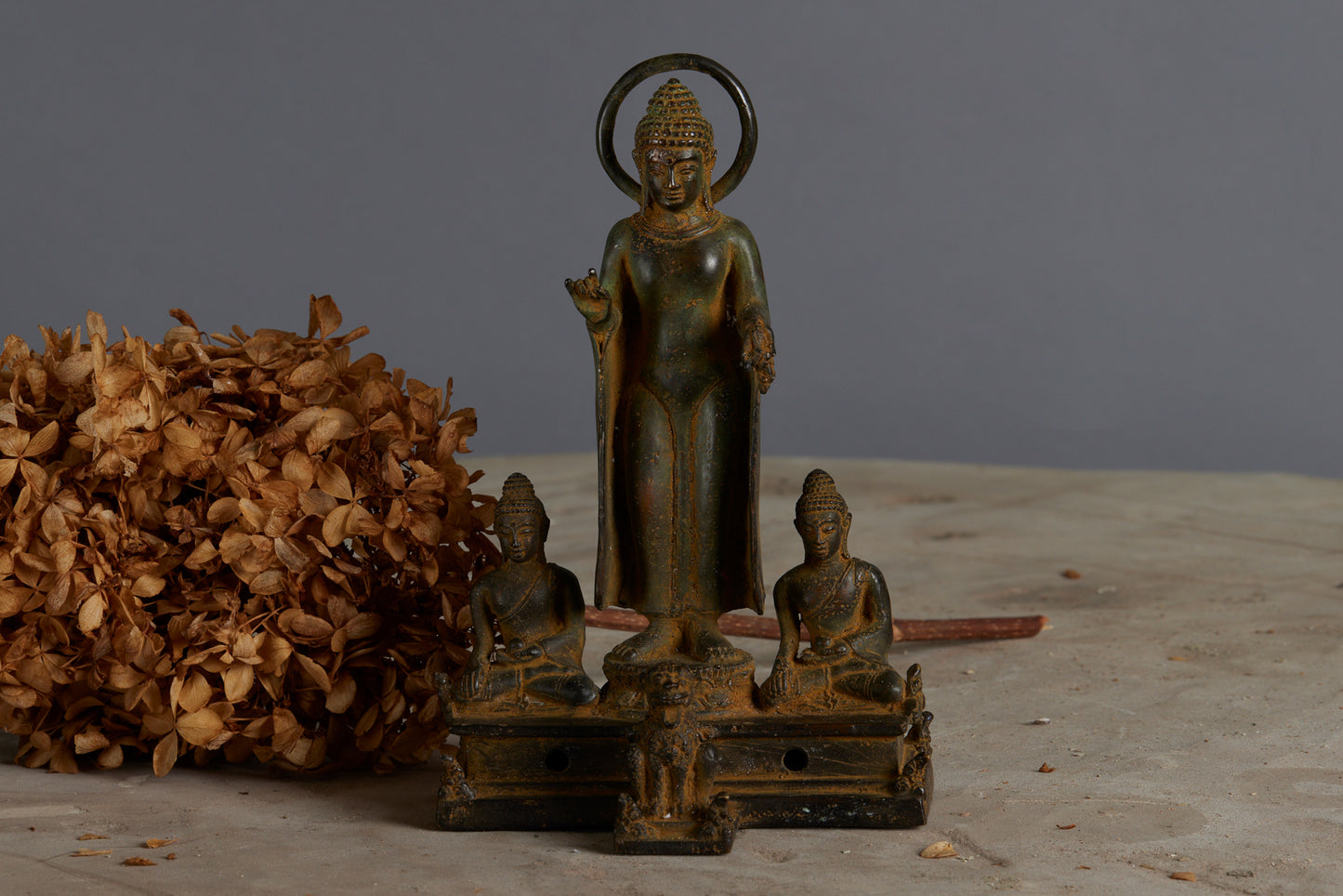 altar-group