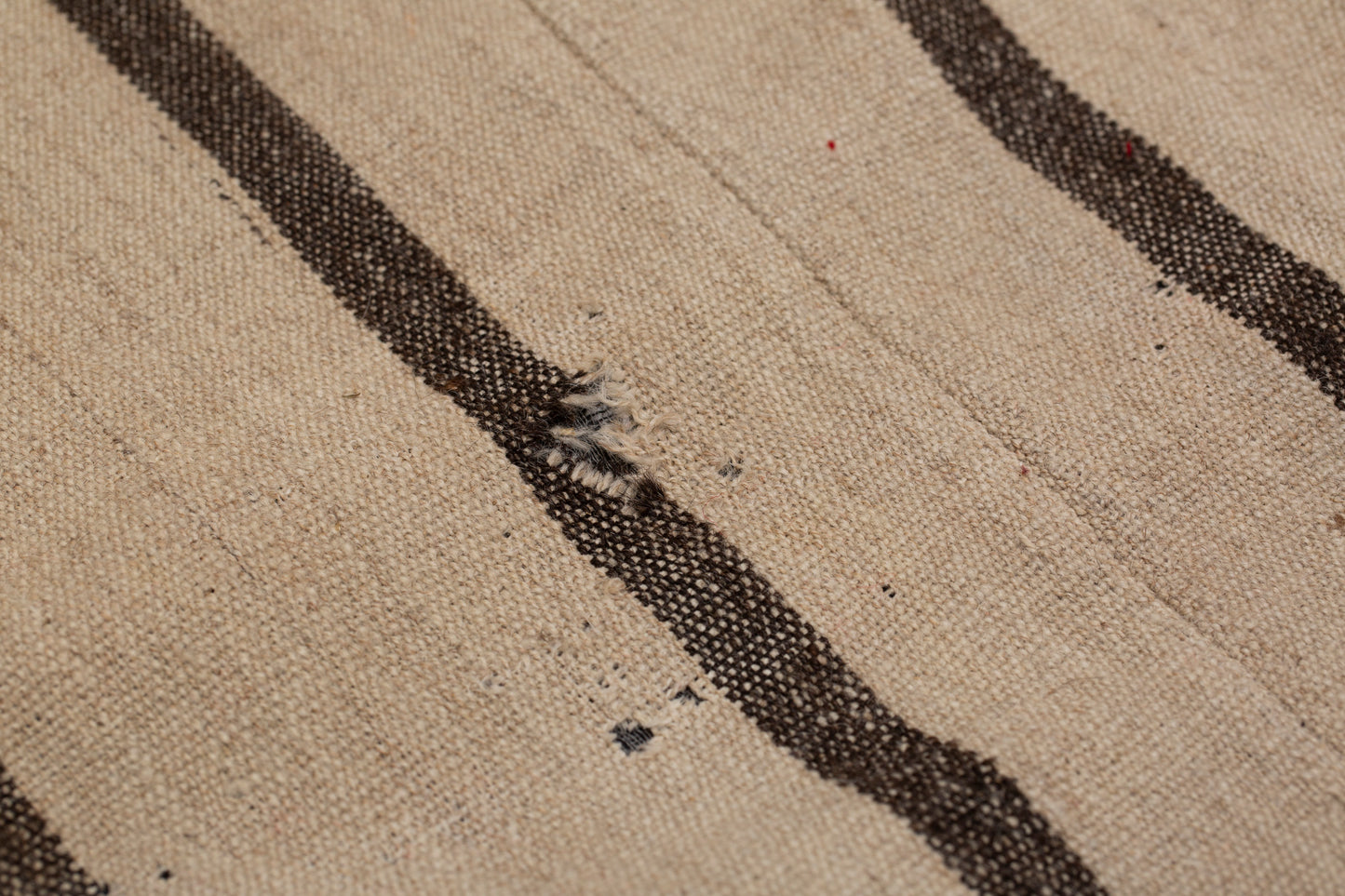 Natural Wool with Natural Stripe (4' 5" x 8')