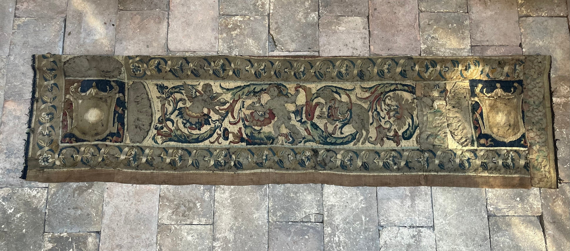 tapestry-valance 