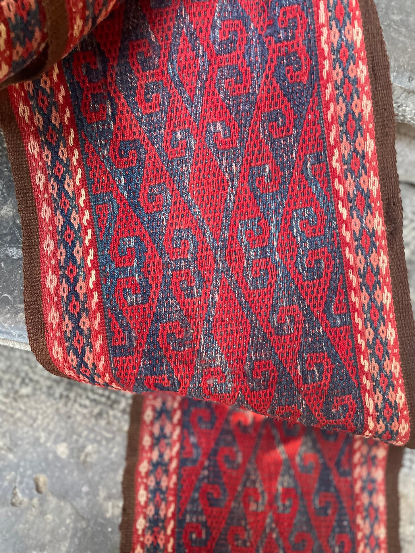 uzbek-tent-band