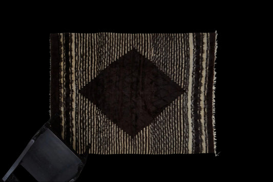 Zebra Serret Carpet ..... (4' 8'' x 6' 2'')