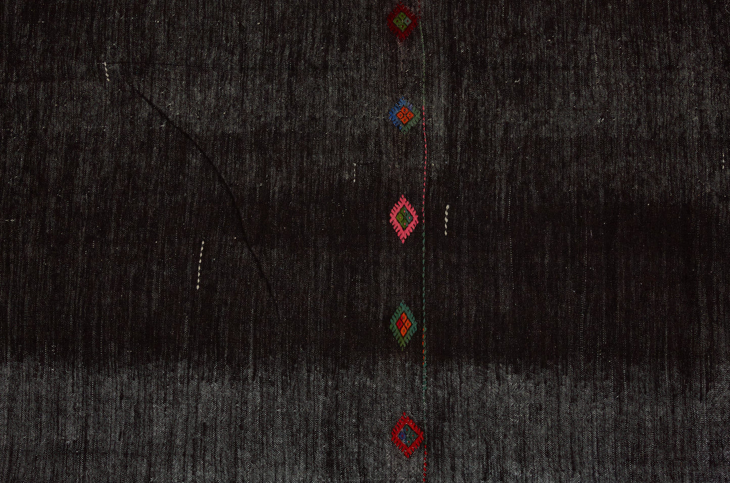 Large Bedouin Goat Hair Carpet with Central Diamond Pattern ............... (7' 5'' x 11' 5'')