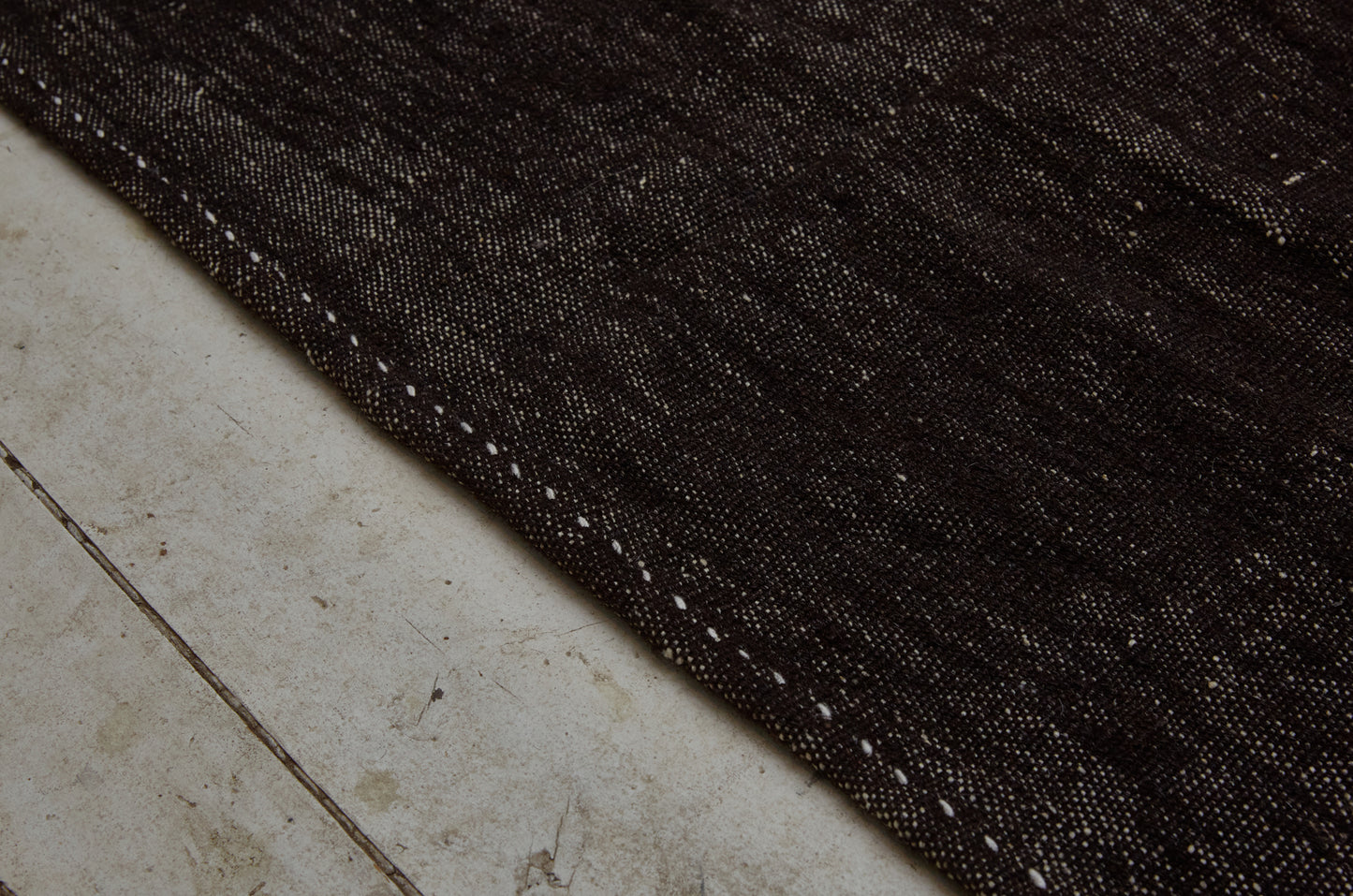 Large Bedouin Goat Hair Carpet with Central Diamond Pattern ............... (7' 5'' x 11' 5'')