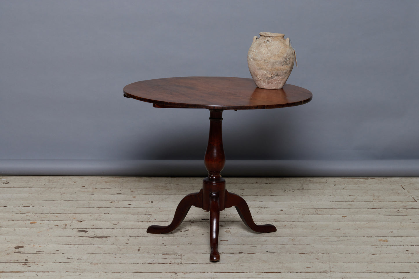 18th Century Queen Anne Tripod Base Tiger Maple Tilt Top Tea Table