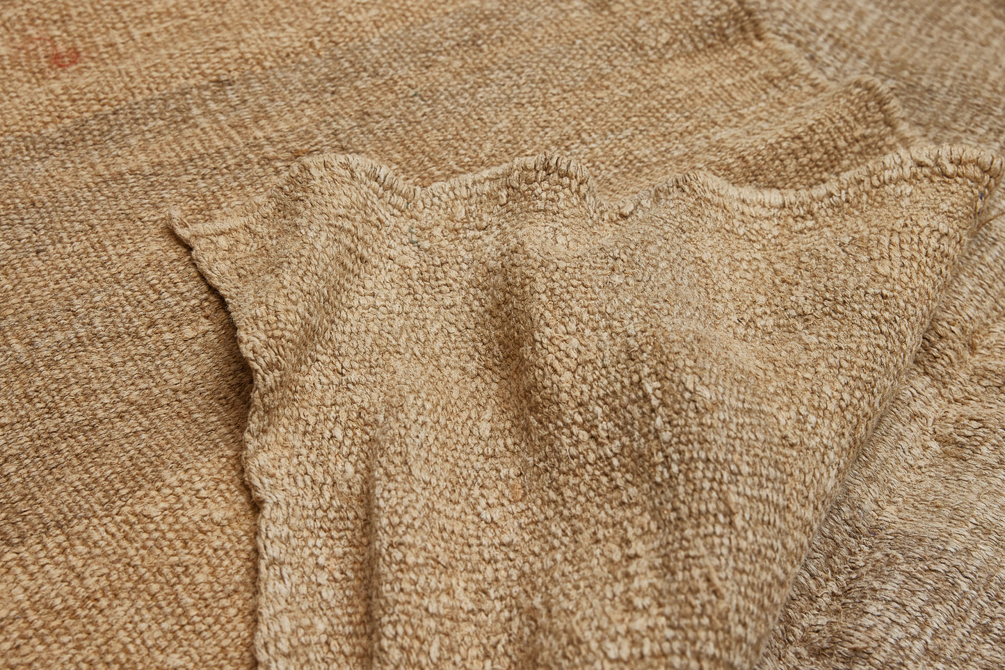 Large Broadly Woven Variegated Stripe Hemp Carpet with Random Stripe in Orange................. (6' 8'' x 12' 8'')