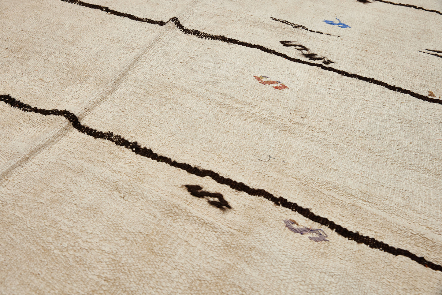 Cream Hemp Carpet with 6 Stripes (4' 7" x 9' 9'')