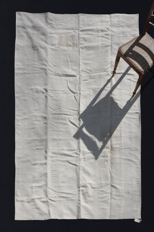 6-Band Turkish Natural Wool Carpet with Backing ............ (5' 5" x 9' 9")