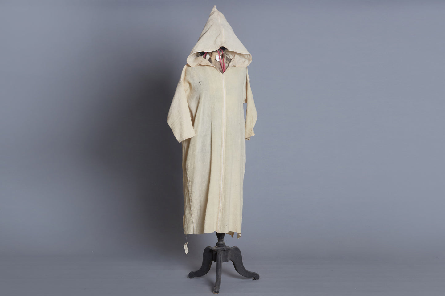 Cream Colored Jaballa