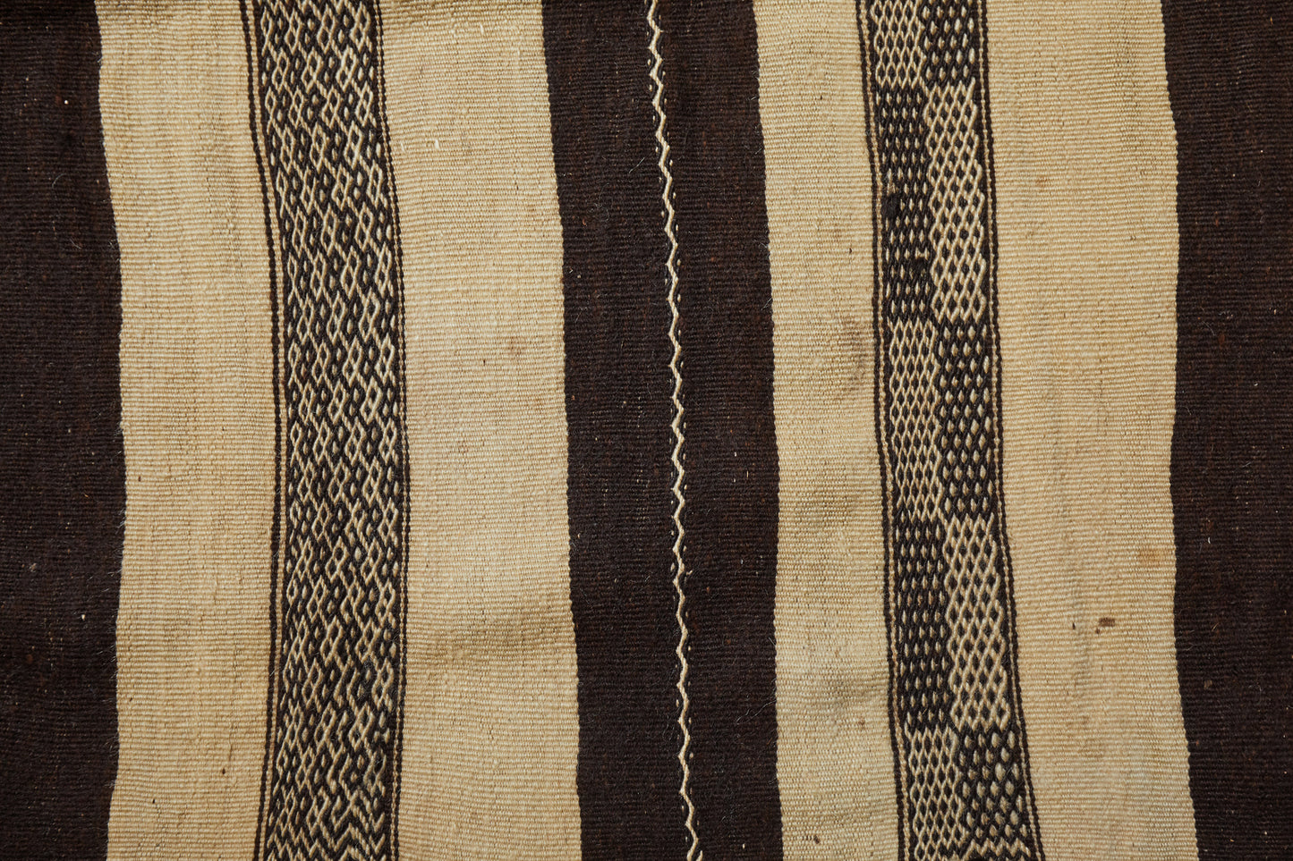 High Atlas Black and White Stripe Zennifi Carpet (5' 4'' x 11' 7'')