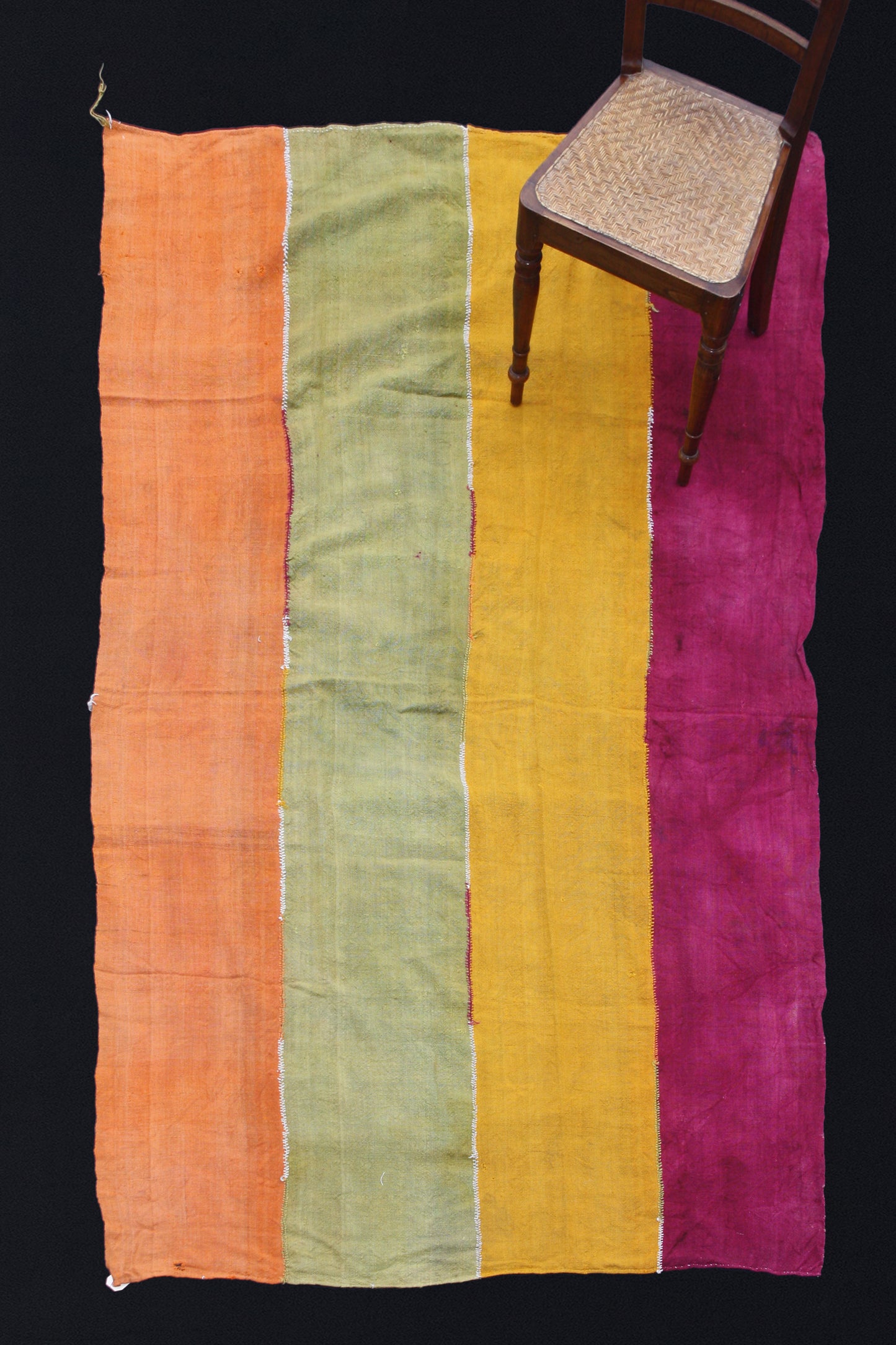 4 Band Multicolor Sevas Perde (9' 8'' x 4' 11")